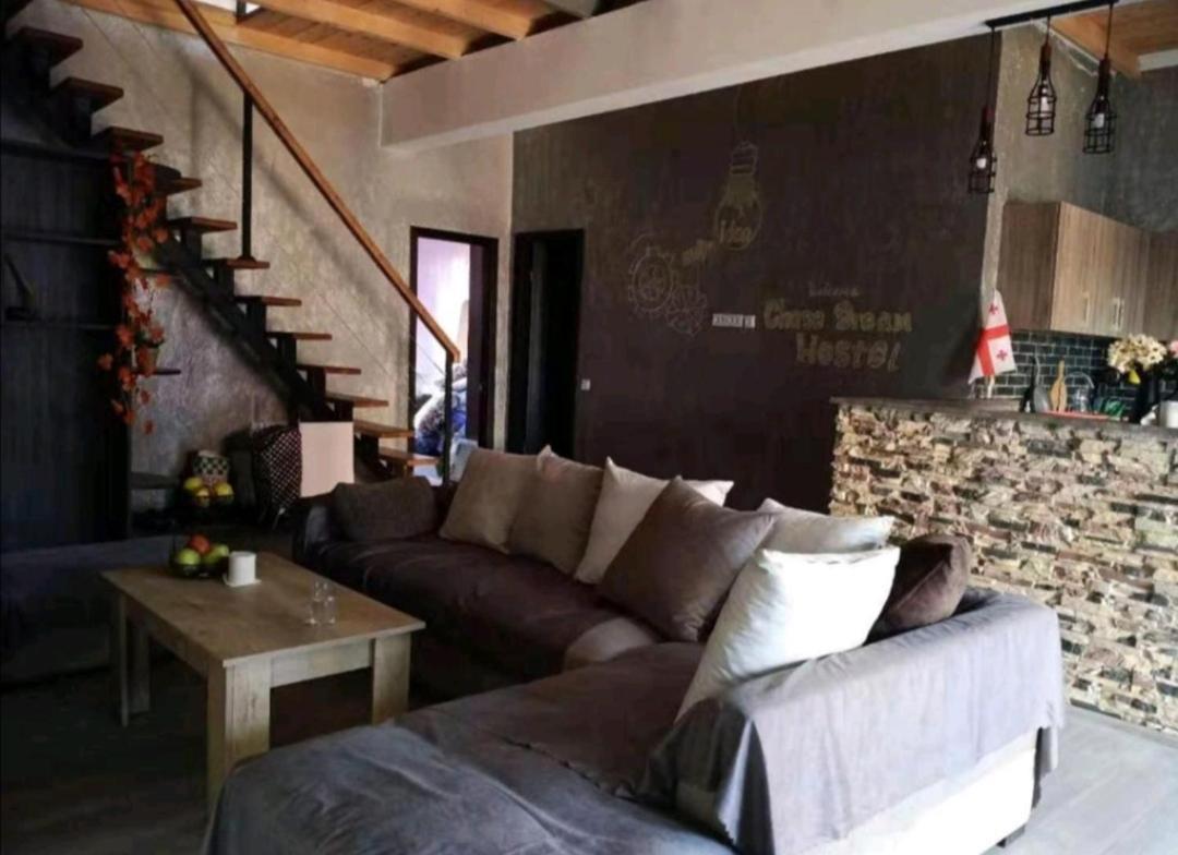 Chase Dream Hostel追梦空间 บาทูมิ ภายนอก รูปภาพ