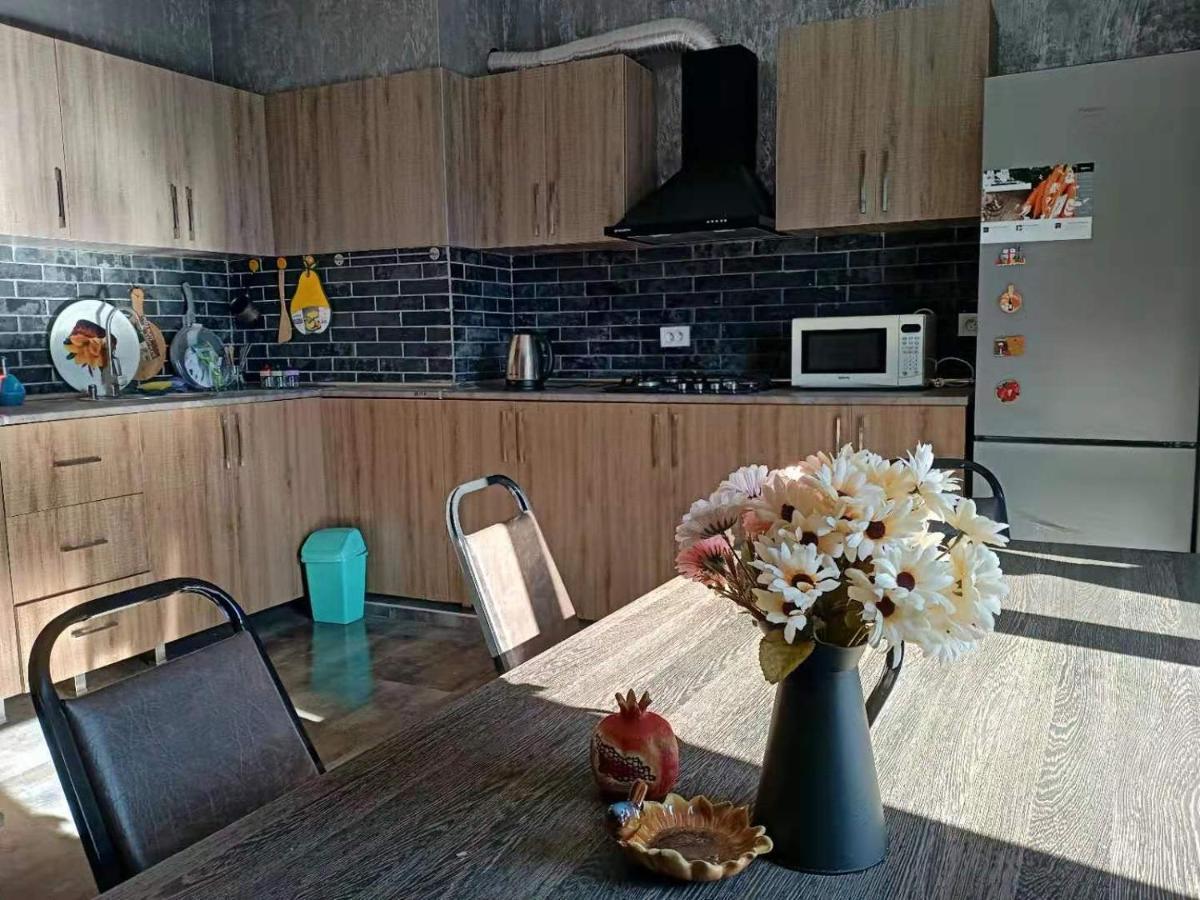 Chase Dream Hostel追梦空间 บาทูมิ ภายนอก รูปภาพ